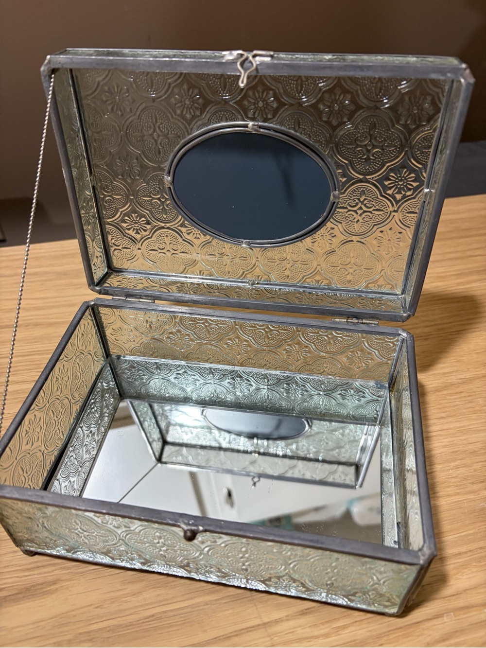 Simply Shabby Chic Glass Footed Jewelry Box💍